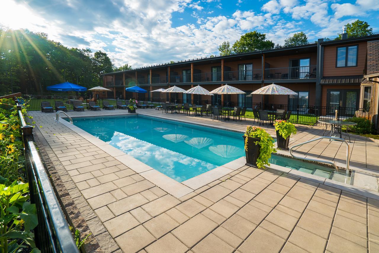 Auberge Des Gallant Rigaud Luaran gambar