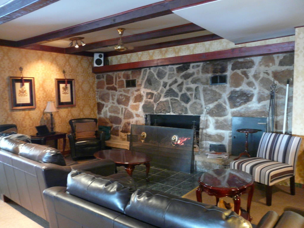Auberge Des Gallant Rigaud Luaran gambar